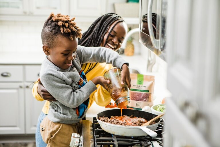 Cooking Made Easy: Essential Items for Everyday Meal Prep